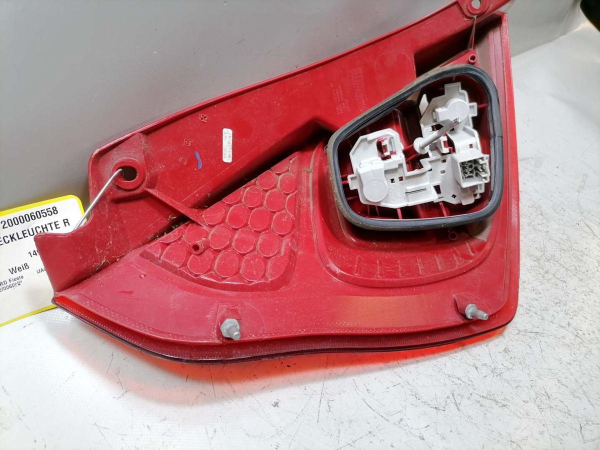 Ford Fiesta 2AJ original R&uuml;cklicht R&uuml;ckleuchte Schlussleuchte rechts Bj.2011
